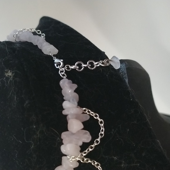 Handmade Quartz Chip Choker - Picture 2 of 4
